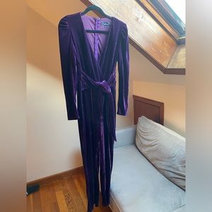 Lulu’s Jumpsuit Size Medium